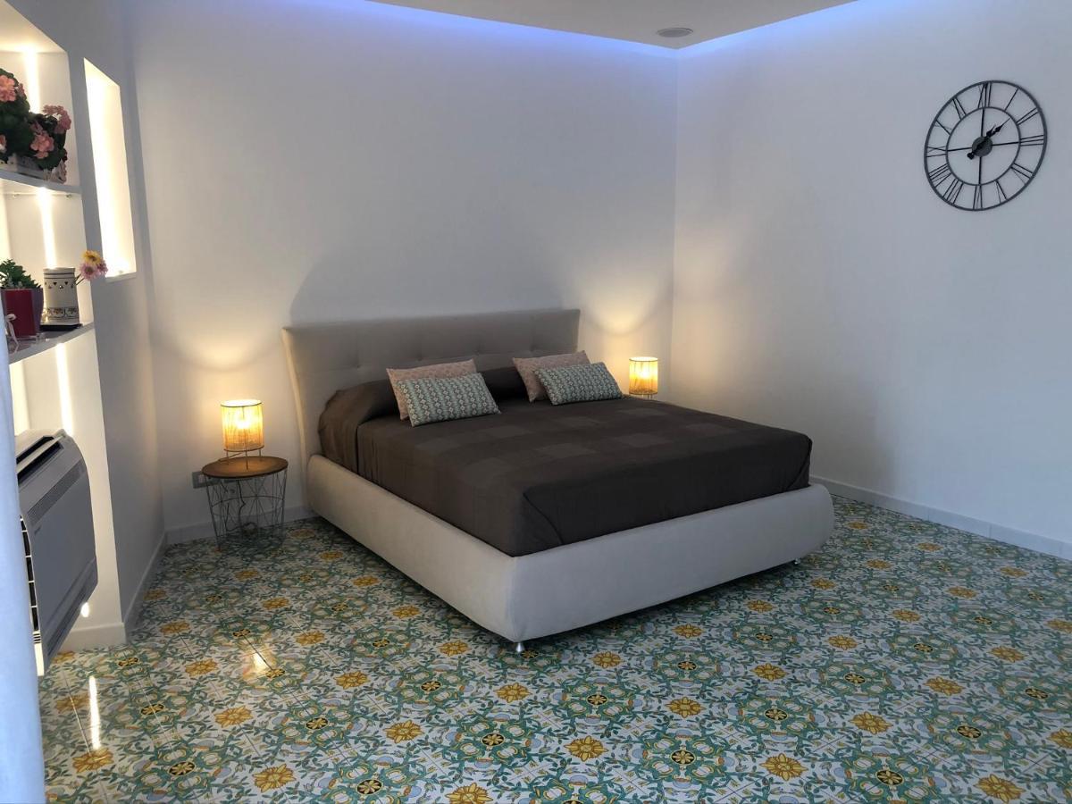 Casa Mami - Luxury Apartment And Pool - Сорренто Екстер'єр фото