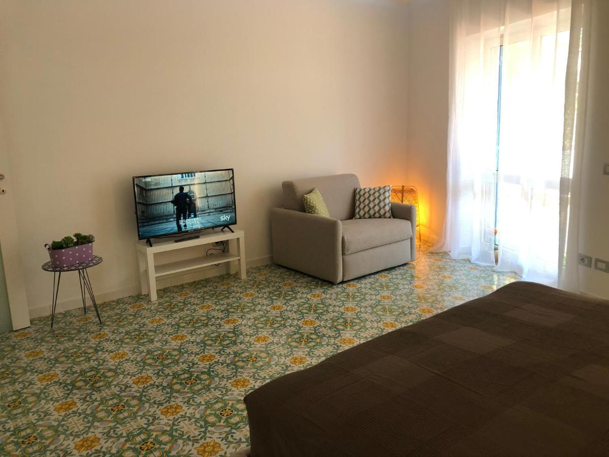 Casa Mami - Luxury Apartment And Pool - Сорренто Екстер'єр фото