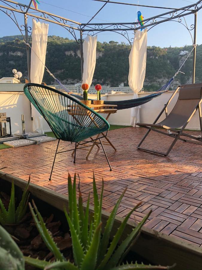 Casa Mami - Luxury Apartment And Pool - Сорренто Екстер'єр фото